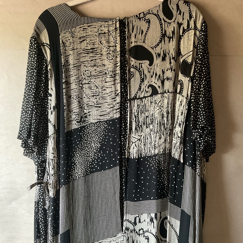 Anna Maxwell dress. Black and white. Size 20W - Picture 8 of 12